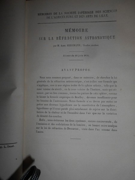 THÉORIE DE LA RÉFRACTION ASTRONOMIQUE