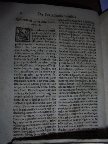 Tractatus de praecedentia hominis. Authore d. Io. Baptista Leonellio Bartholino …