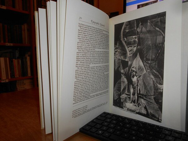 TYPOGRAPHIA NATURALIS