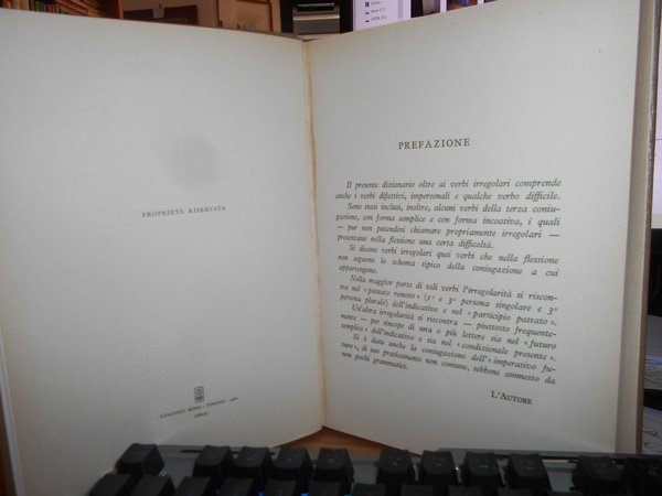 VERBI ITALIANI IRREGOLARI DIFETTIVI coniugati per esteso