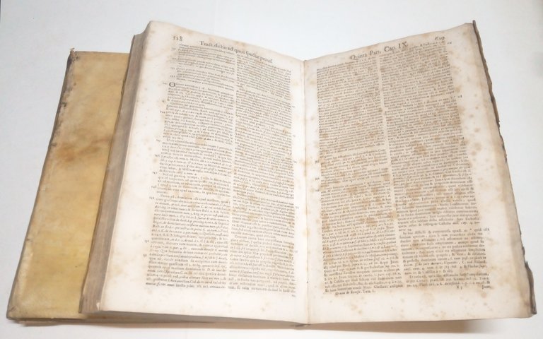 Tractatus de Beneficiis amplissimus et doctissimus declarationibus cardinalium sacrae congregationis …