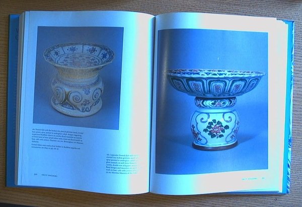 Vietnamese Ceramics: A Separate Tradition