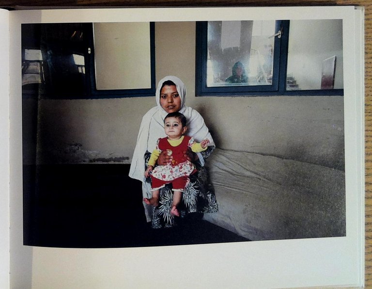 Almond Garden : Portraits From the Women's Prisons in Afghanistan