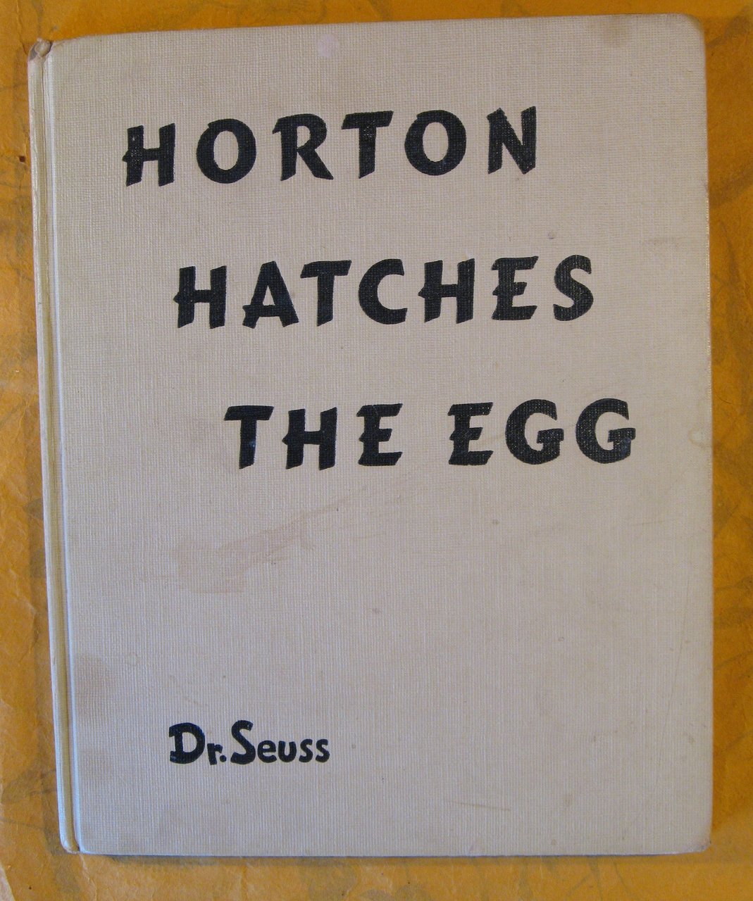 Horton Hatches the Egg