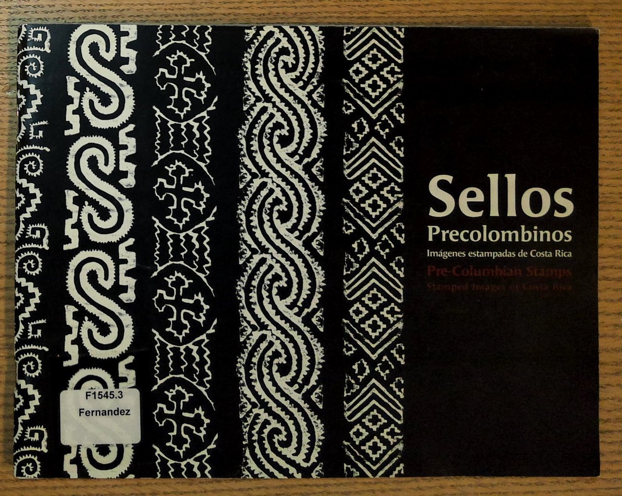 Sellos precolombinos : imágenes estampadas de Costa Rica / Pre-Columbian …