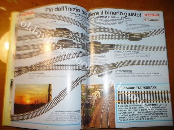 FLEISCHMANN CATALOGO ANNO 81/82 CON LISTINO PREZZI BELLO OTTIME CONDIZIONI