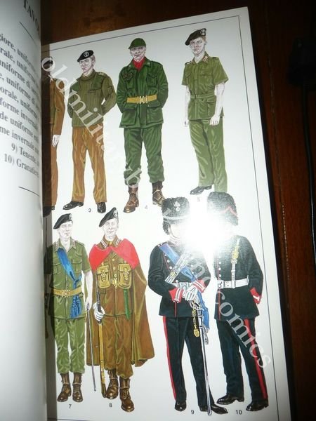 LE UNIFORMI DEI GRANATIERI 1659-1980 ITALIAN GRENADIERS UNIFORMS