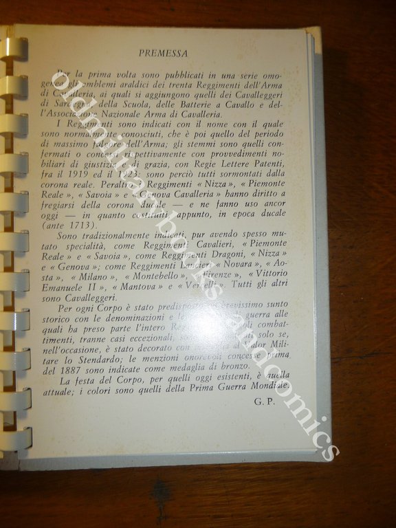 EMBLEMI ARALDICI DEI REGGIMENTI DELL'ARMA DI CAVALLERIA I 30 REGGIMENTI …