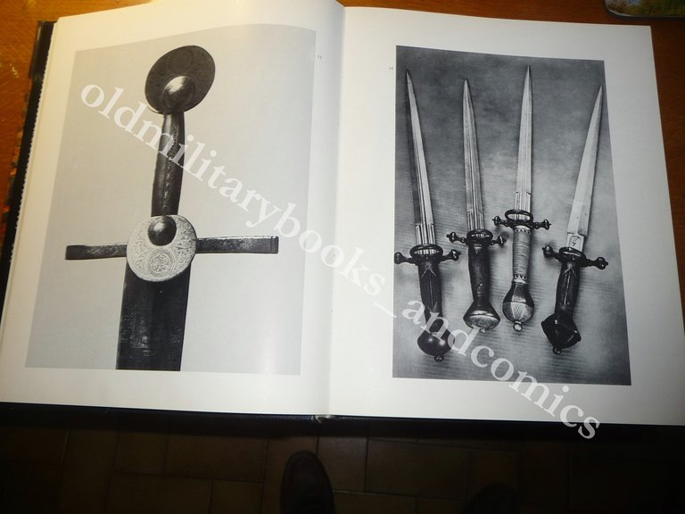 LE ARMI BIANCHE ARRIGO PECCHIOLI EDITALIA 1983 BELLISSIMO VOL. TANTISSIME … | Immagine Gallery 5