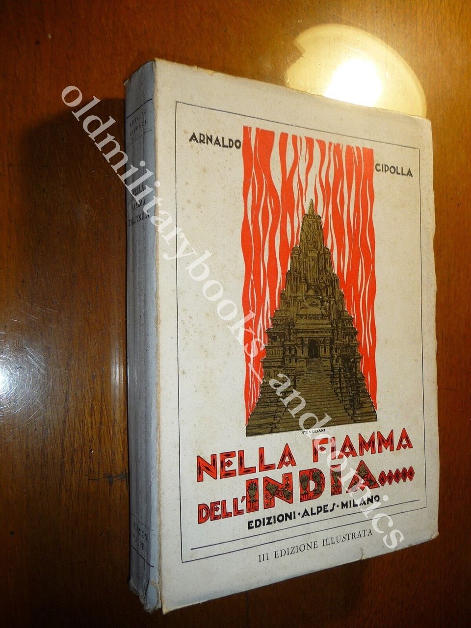 NELLA FIAMMA DELL'INDIA ARNALDO CIPOLLA