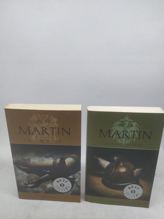 9 volumi george r.r. martin oscar mondadori