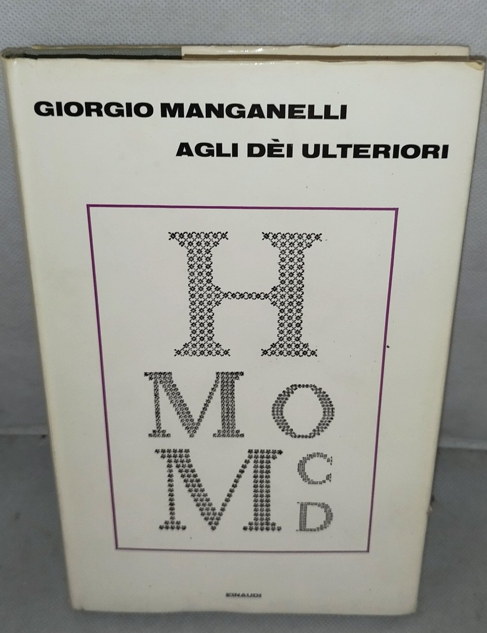 agli dei ulteriori einadi giorgio manganelli | Immagine principale