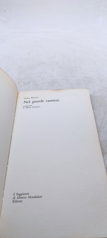 andrej platonov nel grande cantiere mondadori