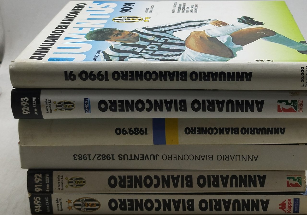 annuario bianconero 1982-83-89-90-91-92-93-94-95 6 volumi