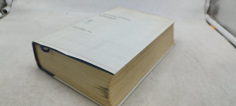 antonio romano cronica adelphi