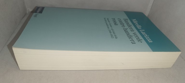 bandiera verde contro bandiera rossa | Immagine Gallery 4