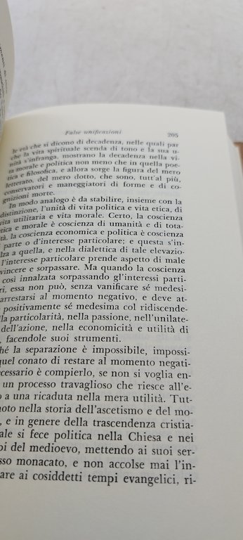 benedetto croce etica e politica adelphi