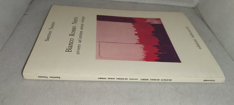 bianco rosso nero ovvero un'anima senza tempo | Immagine Gallery 5