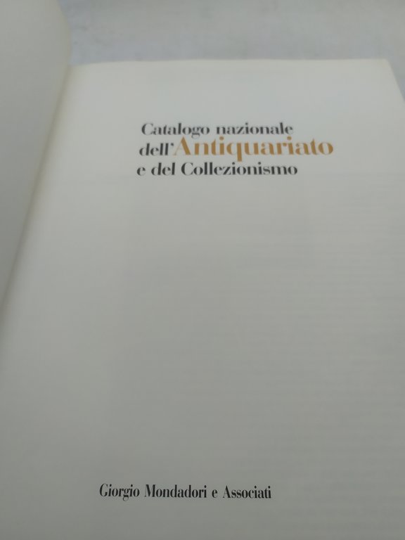 catalogo nazionale dell'antiquariato e del collezionismo mondadori e associati