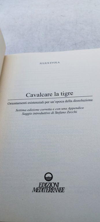 cavalcare la tigre julius evola