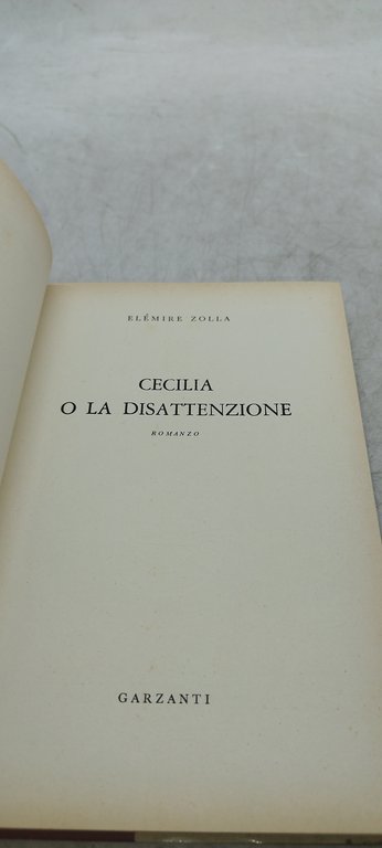 cecilia o la disattenzione