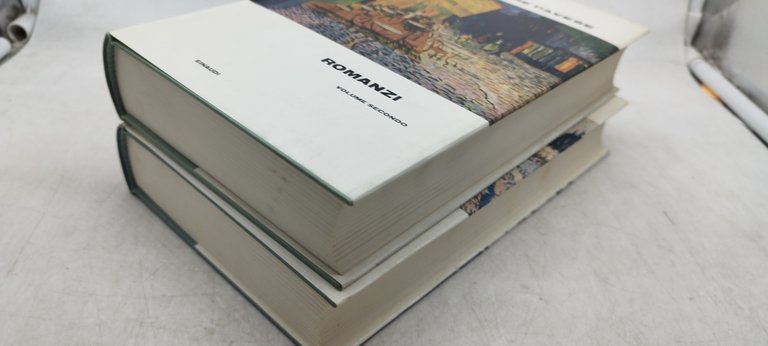 cesare pavese romanzi einaudi 2 volumi