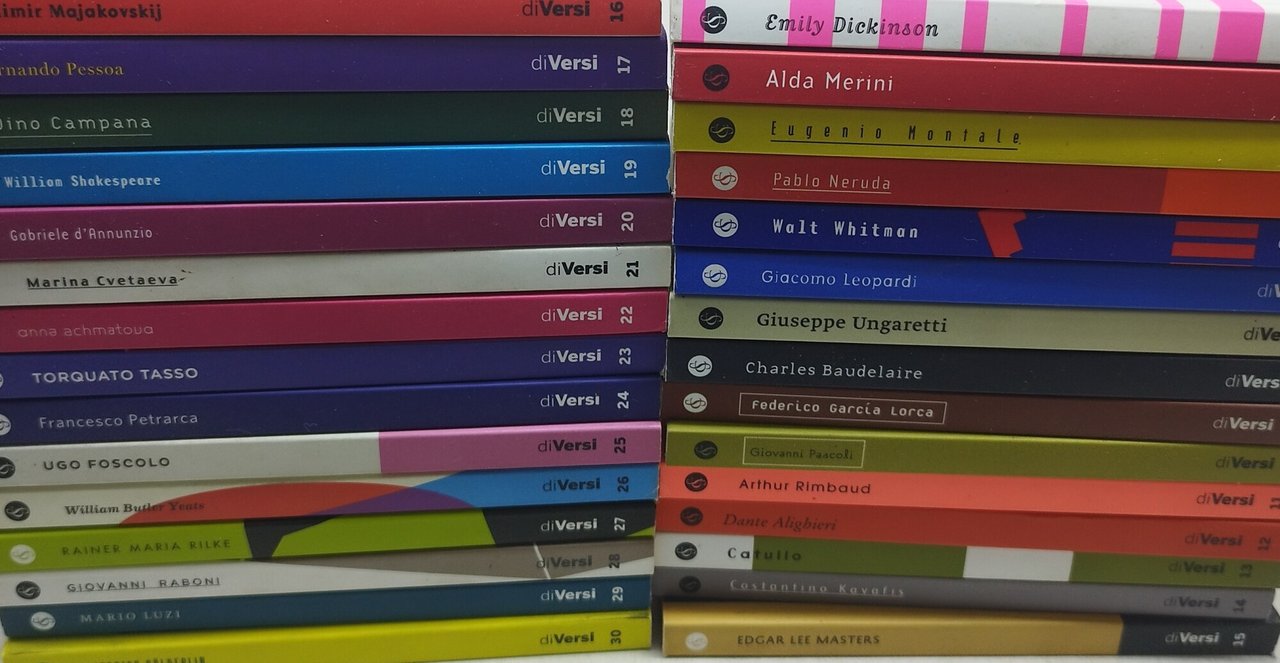 di versi corrieriere della sera 30 volumi