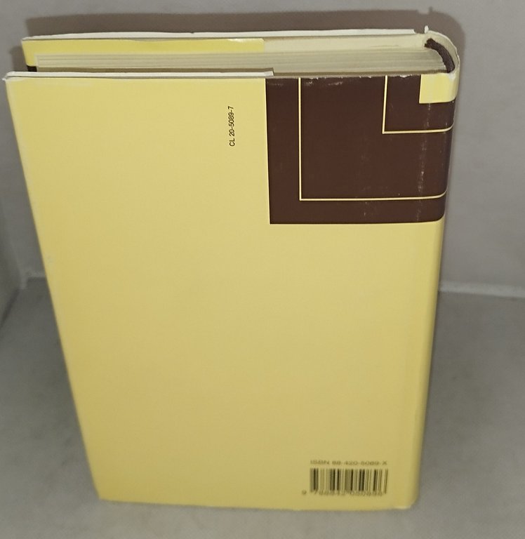 donne ai margini tre vite del XVII secolo laterza | Immagine Gallery 3