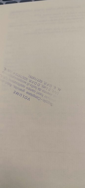 donne ai margini tre vite del XVII secolo laterza | Immagine Gallery 8