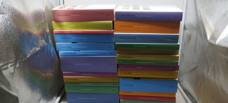 due mila autori vari la biblioteca di repubblica l'espresso