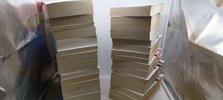 due mila autori vari la biblioteca di repubblica l'espresso