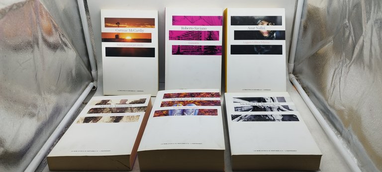 due mila autori vari la biblioteca di repubblica l'espresso