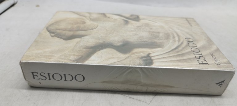 esiodo opere i classici collezione mondadori chiuso ancora