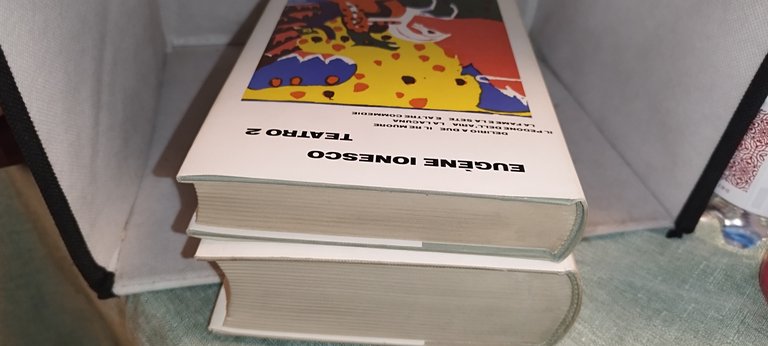 eugenè ionesco teatro 2 volumi einaudi | Immagine Gallery 8