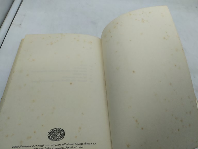 giorgio manganelli agli dei ulteriori einaudi