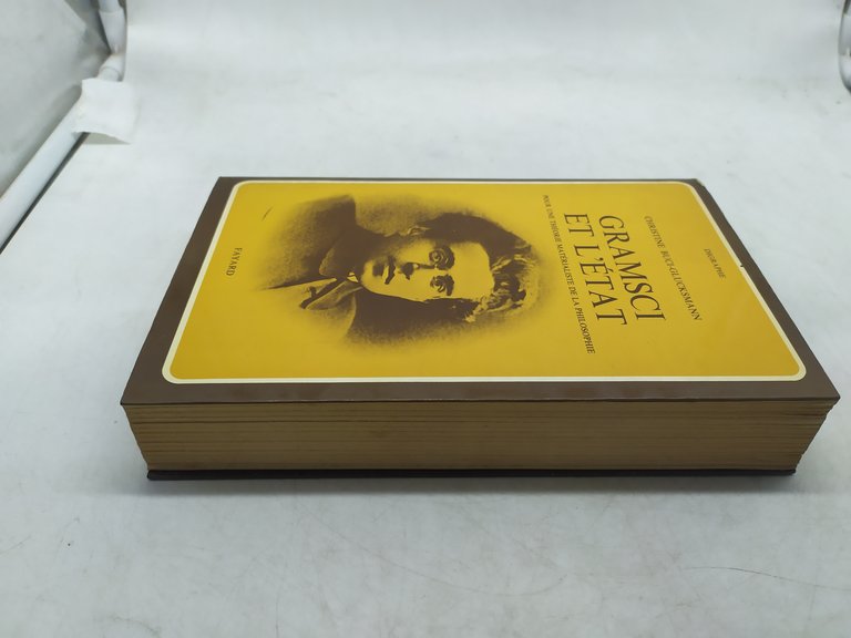 gramsci et l'ètat pour une theorie materialiste de la philosophie