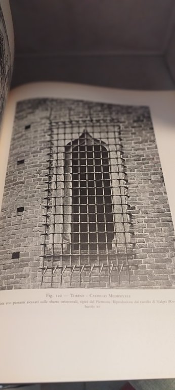 il ferro battuto sbalzato e cesellato in italia | Immagine Gallery 7