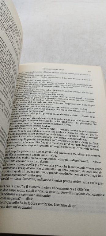 il grande libro dei robot isaac asimov