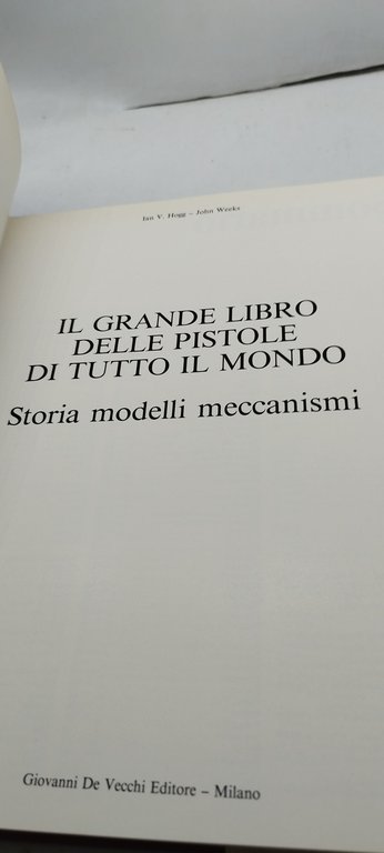 il grande libro delle pistole di tutto il mondo