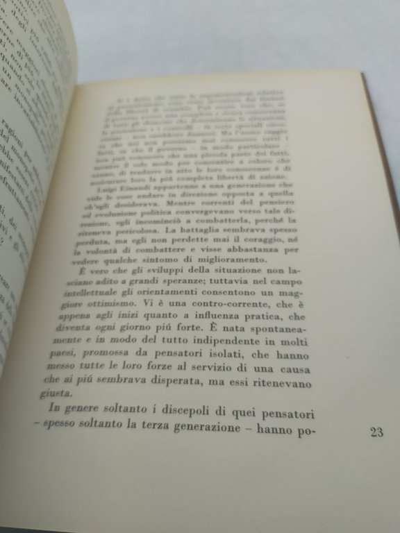 il maestro dell'economia di domani di angelo dalle molle