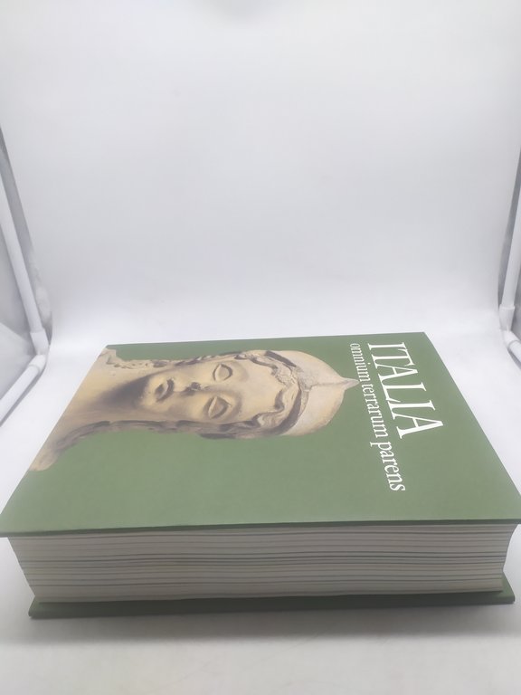 italia omnium terrarum parens