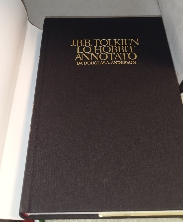 j.r.r tolkien lo hobbit annotato da douglas a anderson bompiani | Immagine Gallery 7