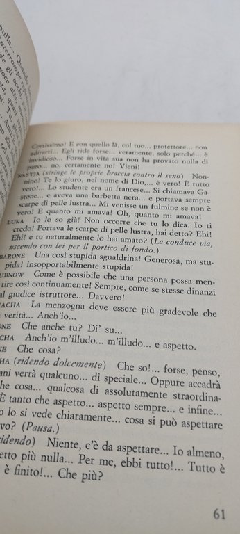 l'albergo dei poveri i barbari gli ultimi