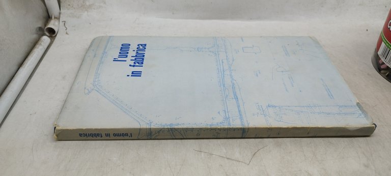 l'uomo in fabbirca "fotografie scattate nella fiat "