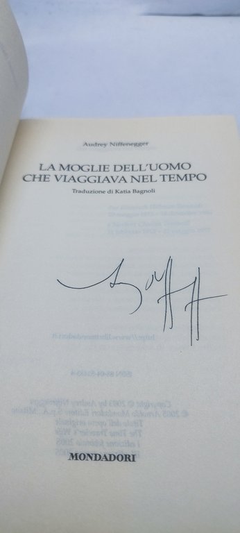 la moglie dell'euomo che viaggiava nel tempo firma autore