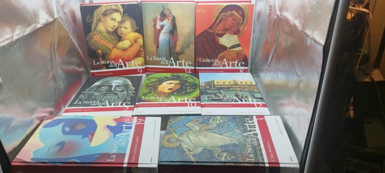 la storia dell'arte 20 volumi electa la biblioteca di repubblica