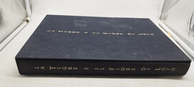 la tigre e il fiore di loto