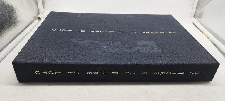 la tigre e il fiore di loto