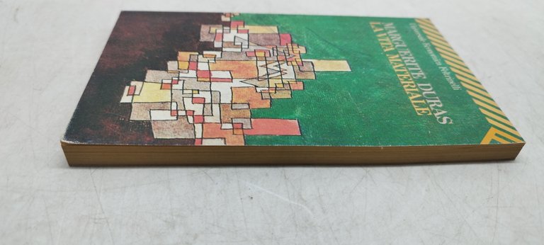 la vita materiale marguerite duras