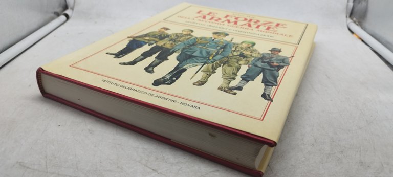 le forze armate della seconda guerra mondiale uniformi distintivi organizzazione